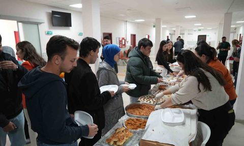 Niğde Ömer Halisdemir Üniversitesi 'İyilik Sofrası' ile lösemiye destek verdi