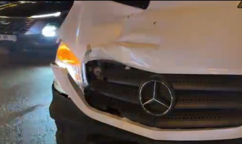 Nilüfer'de servis aracının çarptığı yaya ağır yaralandı