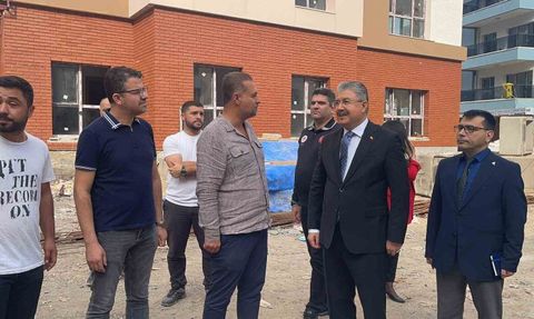 Osmaniye'de yeniden inşa süreci tüm hızıyla sürüyor