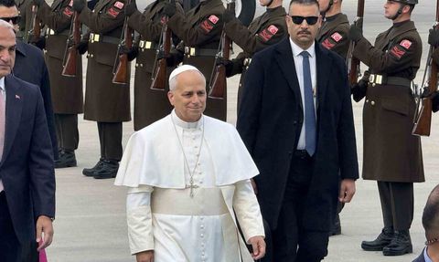 Papa 14. Leo'nun Türkiye ziyareti: Ankara'da karşılama