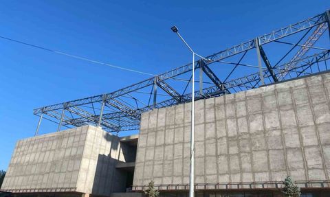 Patnos Life AVM inşaatında sona yaklaşılırken ilçede canlanma bekleniyor