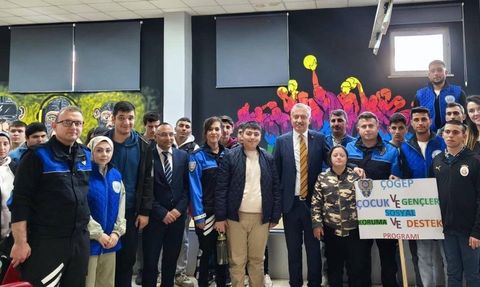 Polislerden Özel Çocuklara Bowling Etkinliği