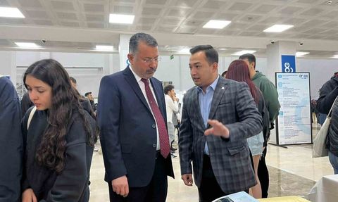 Rektör Kırışık BARÜ 8. Uluslararası Ar-Ge Proje Pazarı’nda projeleri inceledi