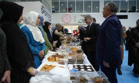 Samsun’da Gazze Yararına Hayır Çarşısı ve Aile Şenliği