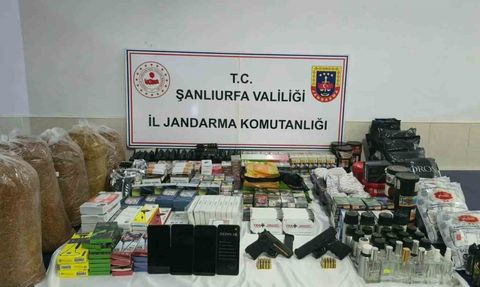 Şanlıurfa'da ruhsatsız iş yerine jandarma operasyonu: 4 gözaltı