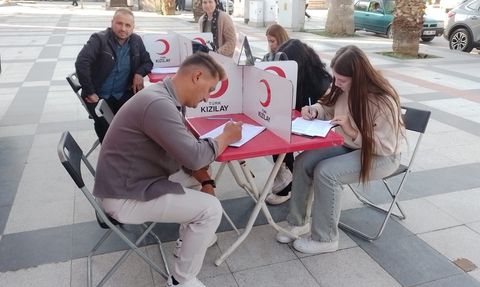 Sarıgöl’de Kızılay kampanyasında 30 ünite kan toplandı