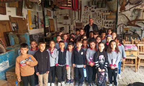 Sarıgöl Etnografya Müzesi'ne 2-B Sınıfı Ziyareti