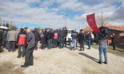 Şehit Astsubay Burak İbbiği için baba ocağında helallik alındı
