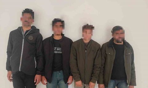 Siirt’te sahte pasaportla 4 Afganistan uyruklu düzensiz göçmen yakalandı