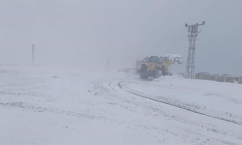 Şırnak'ta Beytüşşebap beyaza büründü, Habur Çayı debisi yükseldi