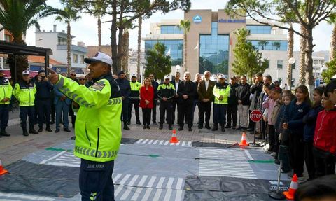 Söke'ye Trafik Sokağı: Öğrenciler için uygulamalı eğitim alanı açıldı