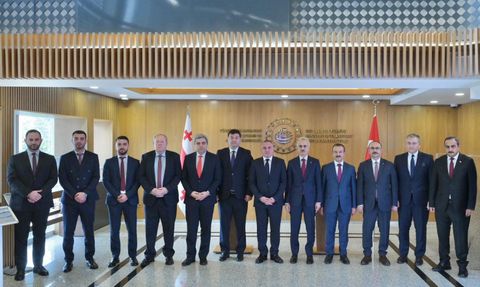 Sokhadze'den Uraloğlu'na başsağlığı ve Türkiye-Gürcistan altyapı iş birliği
