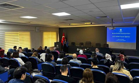 SUBÜ Kalite Koordinatörlüğü Kalite Komisyonları Eğitim Toplantısı ile BİDR hazırlıklarını güçlendirdi