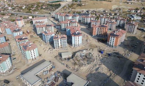 Taştepe dönüşümü tamamlanıyor: 1.017 konutla 'çevre yolu' ayrımı sona eriyor