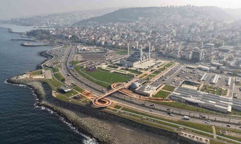 Trabzon'da Karadeniz'in İlk Ekolojik Üst Geçidi Pazarkapı'da Yükseliyor