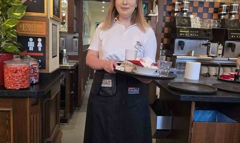 Turizm lisesi öğrencileri Almanya'da 90 günlük stajı tamamladı