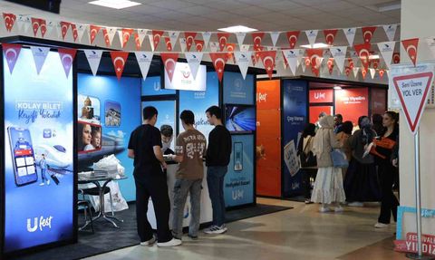 Ufest Gençlik Festivali Düzce Üniversitesi'nde başladı