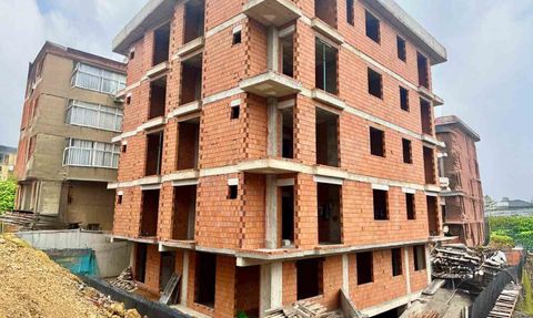 Ümraniye'de 'Yarısı Bizden' ile Kentsel Dönüşüm Hız Kesmeden Devam Ediyor