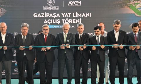 Uraloğlu: Gazipaşa Yat Limanı Açıldı, Antalya‑Mersin Yolunda 440 km'nin 400 km'si Tamamlandı