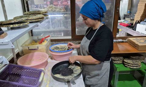 Usta balıkçıdan hamsi pişirmenin sırları