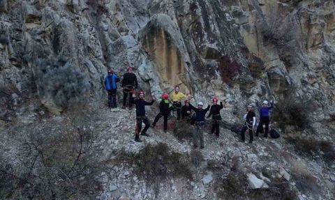 Uzundere'de 2 Günlük Zorlu Dağcılık Eğitimi: 70 Kişilik Ekip Sahada