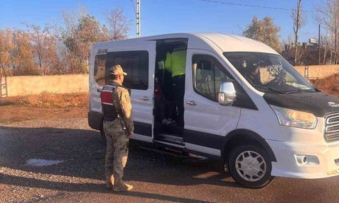 Van'da okul servislerine kapsamlı jandarma denetimi