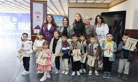 Yunusemre'de çocuklar "İyilik iyidir" etkinliğinde eğlendi