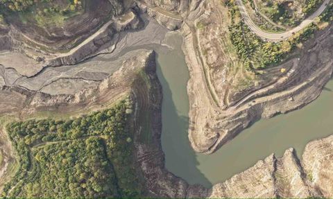 Yuvacık Barajı'nda Su Seviyesi Kritik Düzeyde: Yüzde 11