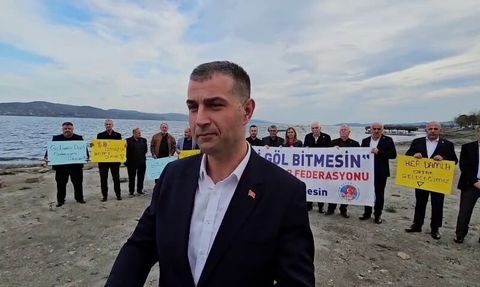 16 İlçe Muhtarları Sapanca Gölü İçin Bir Araya Geldi: "Sanayinin Değil Yaşamın Kaynağı"