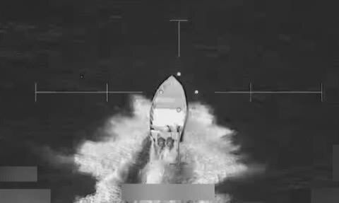 ABD ordusu Doğu Pasifik'te iki tekneyi vurdu: 5 kişi öldü