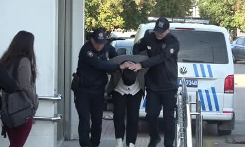 Adana'da yol verme tartışması: PTT kargo şoförü adli kontrolle serbest