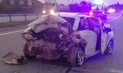 Alaçam'da Sinop-Samsun karayolunda 3 araçlı kaza: 4 yaralı