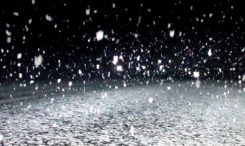 Ardahan'ın yüksek kesimlerinde kar ulaşımı aksattı