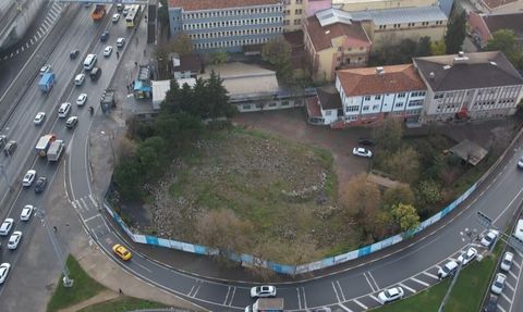 Avcılar'da yıkılan Hacı Ahmet Tükenmez Camii 6 yıldır yeniden yapılmadı