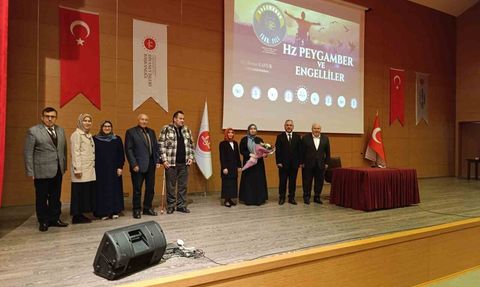 Aydın'da 'Peygamberimiz ve Engelliler' başlıklı konferans gerçekleştirildi