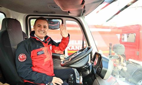 Balıkesir İtfaiye Filosu 7 Yeni Araçla Güçleniyor