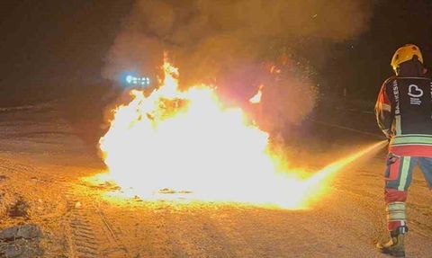 Bandırma-Susurluk Karayolunda Seyir Halindeki Araçta Yangın