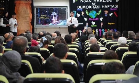 Bayburt'ta İnsan Hakları Haftası'nda Filistin ve Doğu Türkistan vurgusu