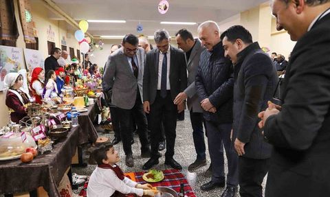 Bayburt’ta öğrenciler yerli ve milli ürünleri sergiledi