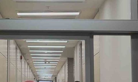 Berrak Tüzünataç, İstanbul Adliyesi'ne ifade vermeye geldi