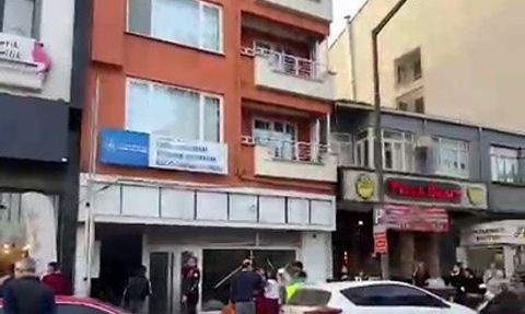 Biga’da kız öğrenci yurdunda yangın paniği: 4 öğrenci dumandan etkilendi