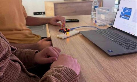 Bilişim Akademisi’nde Arduino ile Robotik Kodlama Eğitimi