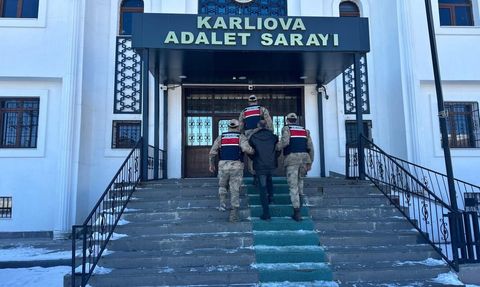 Bingöl’de kesinleşmiş hapis cezası bulunan 4 kişi yakalandı ve tutuklandı