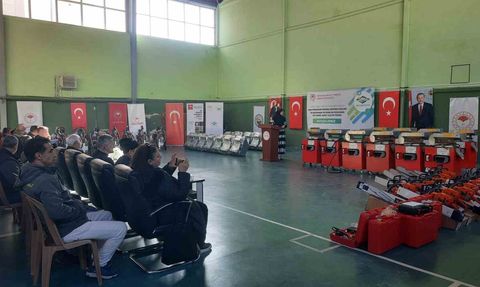 Bozkır'da 65 Üreticiye Tam Hibe Makine ve Ekipman Desteği