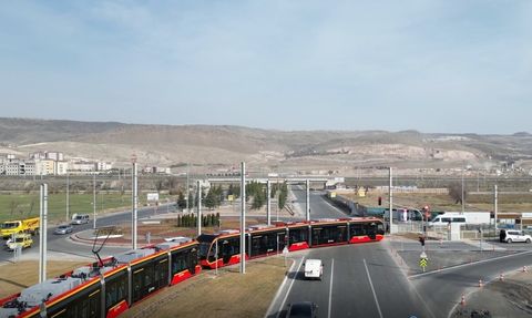 Büyükkılıç talimatıyla Kayserispor maçlarında yılda 90 saat ücretsiz tramvay