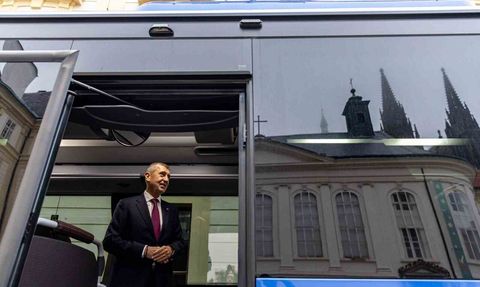 Çekya'da Andrej Babis liderliğinde koalisyon hükümeti yemin etti