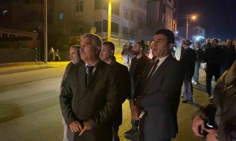 Cemevi Önündeki Elektrik Panosunda Yangın Paniğe Neden Oldu