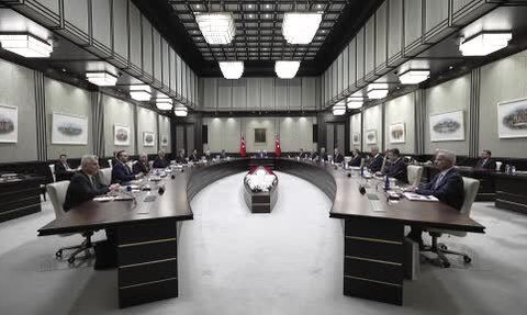 Cumhurbaşkanlığı Kabinesi Beştepe'de Erdoğan Başkanlığında Toplandı