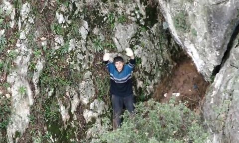 Dağın Zirvesinde Mahsur Kalan Genç 4. Günde Kurtarıldı