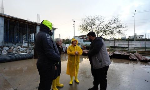 Didim Belediyesi teyakkuzda: Kuvvetli yağış sonrası müdahale sürüyor